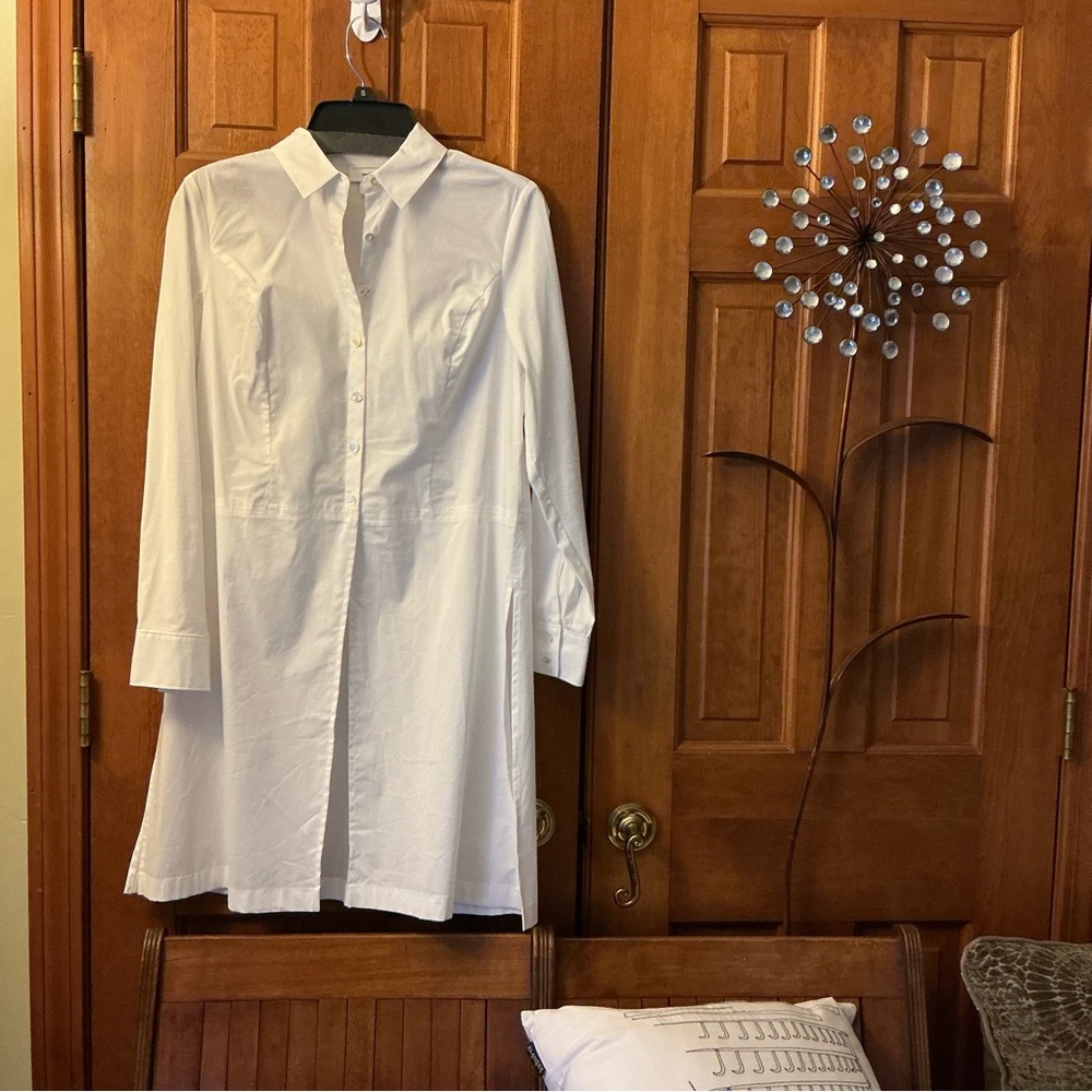 J.Jill Crisp White long Collared Shirt